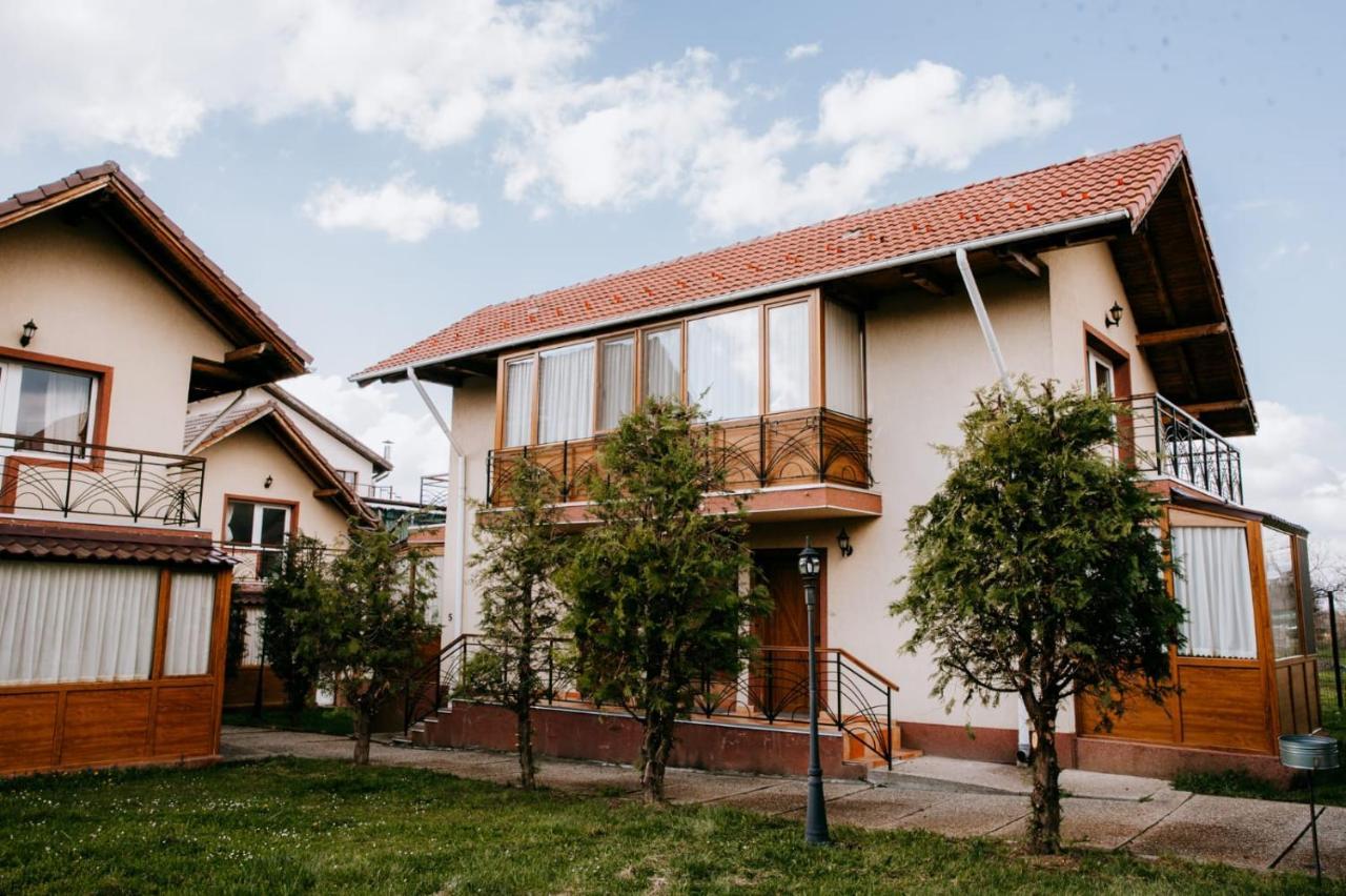 Hotel,Villas & Events Bran บราน ภายนอก รูปภาพ